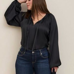 TORRID🖤Black Satin Tie-Front Peasant Blouse